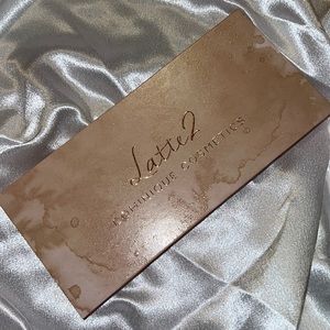 dominique cosmetics latte 2 palette